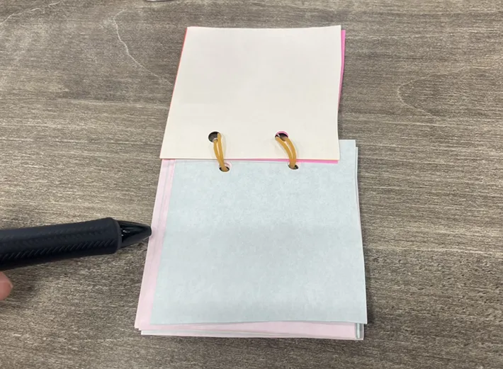 メモを使用する写真（撮影：grapeライフハック編集部）