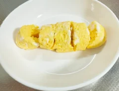 『レンチンだし巻きたまご』の作り方（撮影：grapeフード編集部）