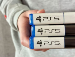 「100時間遊ぶなんてあっという間」「映画みたいな没入感がハンパない」　圧巻の映像美を堪能できる『PS5』のソフトがこちら！