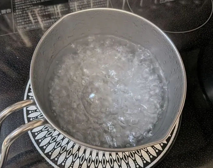 ゆで上がったミカン（撮影：grapeフード編集部）