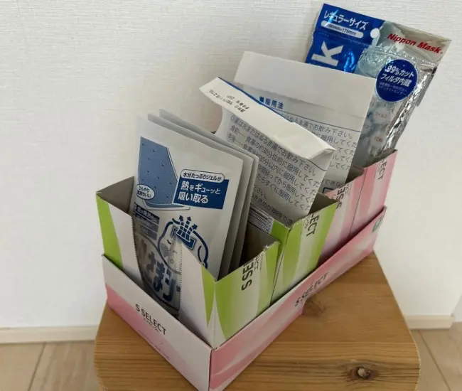 小物が入ったティッシュ箱のケース（撮影：grapeライフハック編集部）