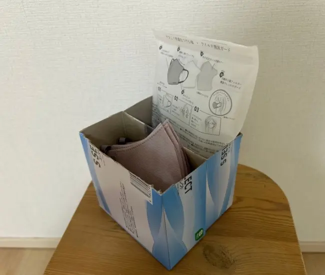 ティッシュ箱で作った収納ケース（撮影：grapeライフハック編集部）