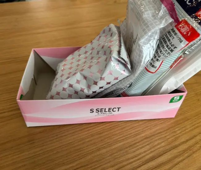 完成したティッシュ箱の収納ケース（撮影：grapeライフハック編集部）