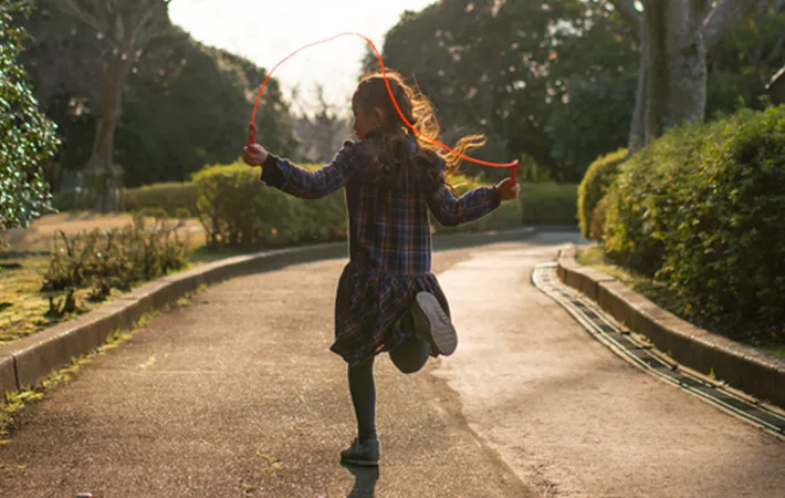 幼稚園児〜小学校低学年の縄跳びの長さ