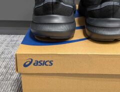 「行列に3時間並んでも足が痛くない！」「むしろまだまだ歩きたい」　『アシックス』の知る人ぞ知る快適シューズが狙い目！