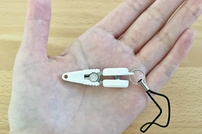 『超ミニ携帯ハサミ』の写真（撮影：grapeライフハック編集部）