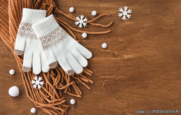 マフラーと手袋の写真