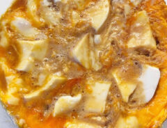 『豆腐の卵とじ』を作る写真（撮影：エニママ）