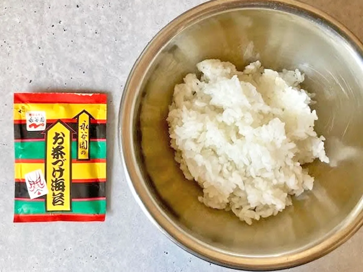 『お茶づけ海苔のおにぎり』の材料写真（撮影：エニママ）