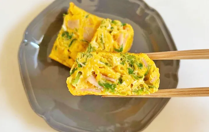 『豆苗入りの玉子焼き』の完成写真（撮影：エニママ）