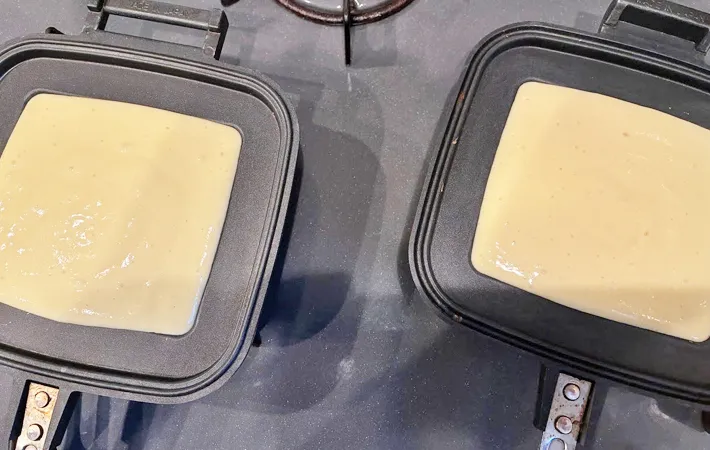 『10円パン』を作る写真（撮影：エニママ）