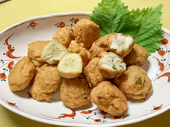 『レンコンのもちもち揚げ』の写真