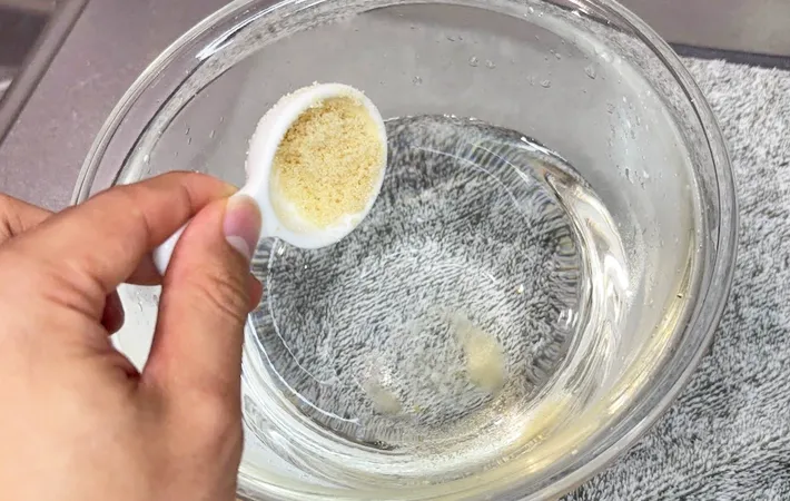 『霜降り』をする写真（撮影：キジカク）