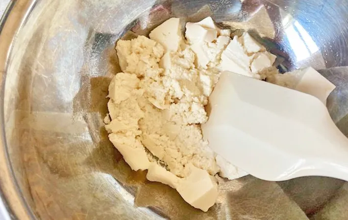 『豆腐入りホットケーキ』を作る写真（撮影：エニママ）