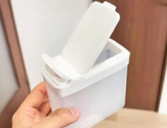 『ダイソー 揉んでほぐせる調味料ストッカー』の写真（撮影：キジカク）