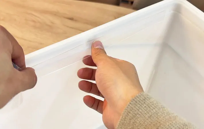 『ダイソー ゲルテープ』の使用写真（撮影：キジカク）