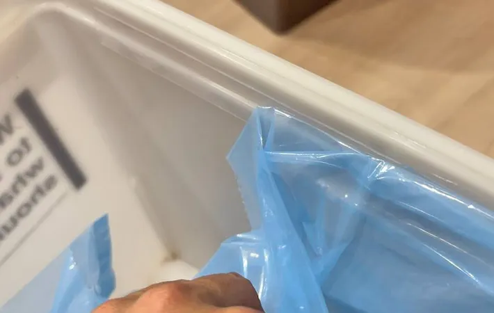 『ダイソー ゲルテープ』の使用写真（撮影：キジカク）