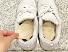 消臭剤を入れた靴の写真（撮影：grapeライフハック編集部）