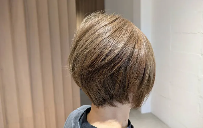 ボリュームのある髪の写真