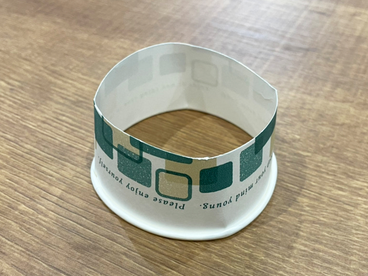 紙コップの写真(撮影:grapeライフハック編集部)