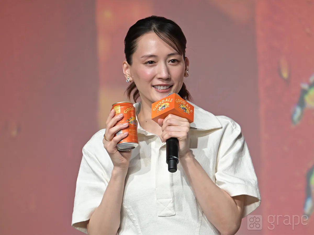 「『キリングッドエール』5,000万本突破！“大反響”御礼発表会」に登壇した綾瀬はるかさん（撮影：grape芸能編集部）