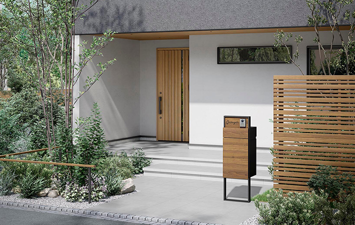 LIXIL『宅配ポスト』の写真