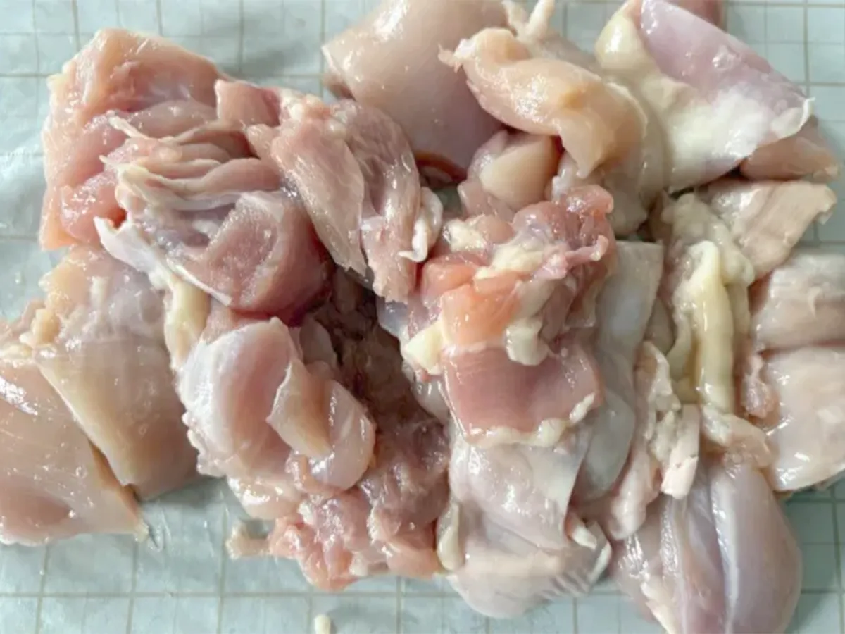 鶏肉の写真（撮影：エニママ）