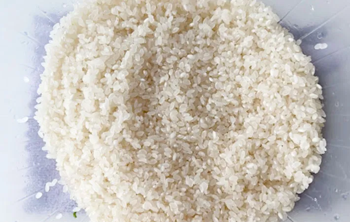 米を置いている画像（撮影：エニママ）