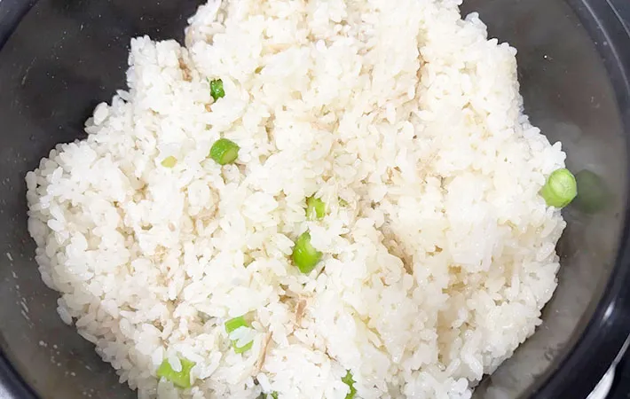 アスパラガスを混ぜ込んだ画像（撮影：エニママ）