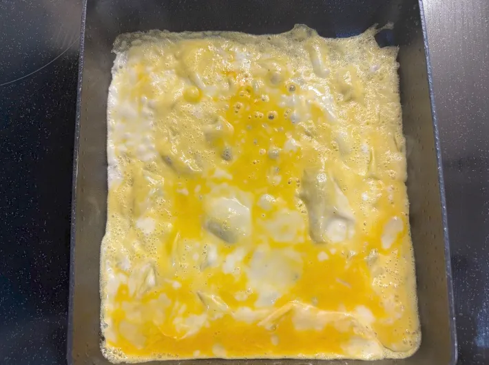 卵液を流し入れた画像（撮影：エニママ）