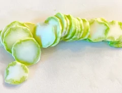 ブロッコリーの茎の写真（撮影：エニママ）