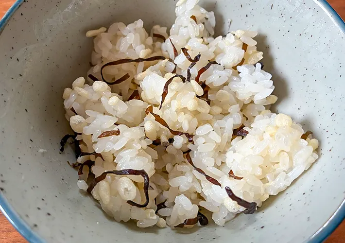 『おたぬさん』の調理中の写真（撮影：エニママ）