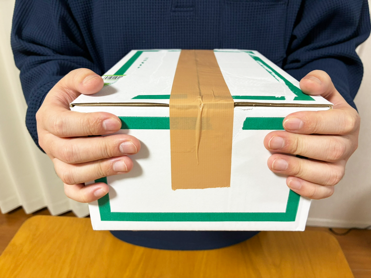 ダンボールの写真(撮影:grapeライフハック編集部)