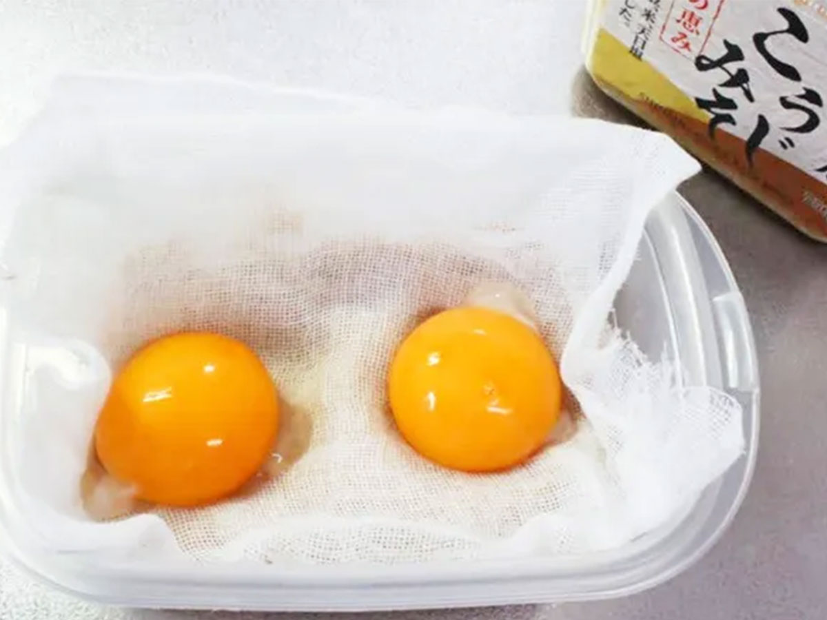 『珍味 卵黄のみそ漬け』の完成写真（撮影：キジカク）