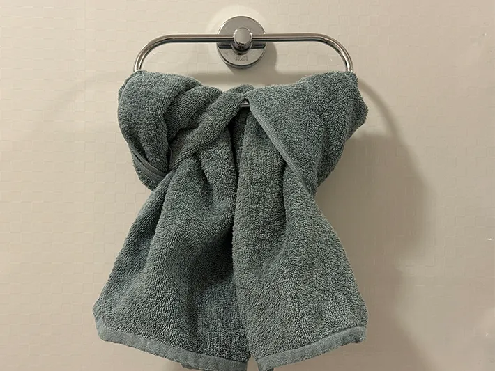 タオルが落ちない方法1の完成画像（撮影：grapeライフハック編集部）