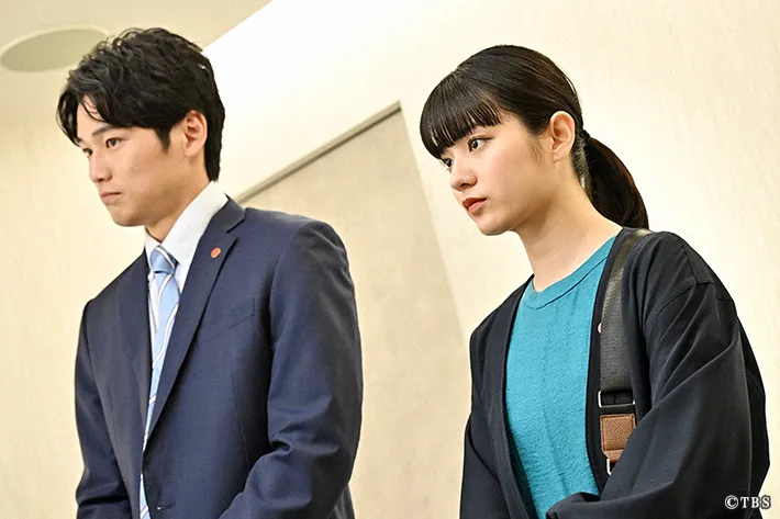 『リブート』に出演する蒔田彩珠さんと中川大輔さんが写る場面写真