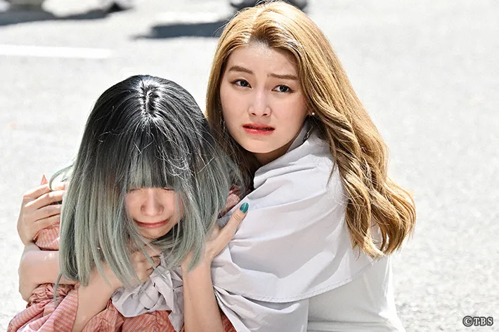 『リブート』に出演する上野鈴華さんが写る場面写真