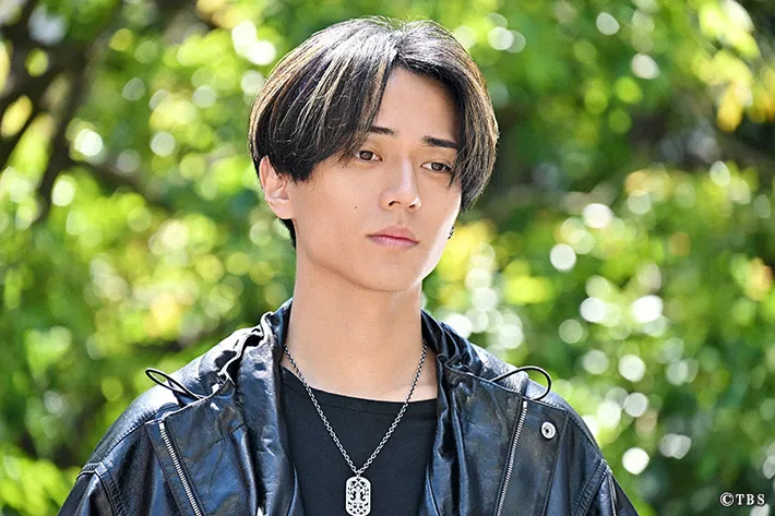 『リブート』に出演する永瀬廉さんが写る場面写真