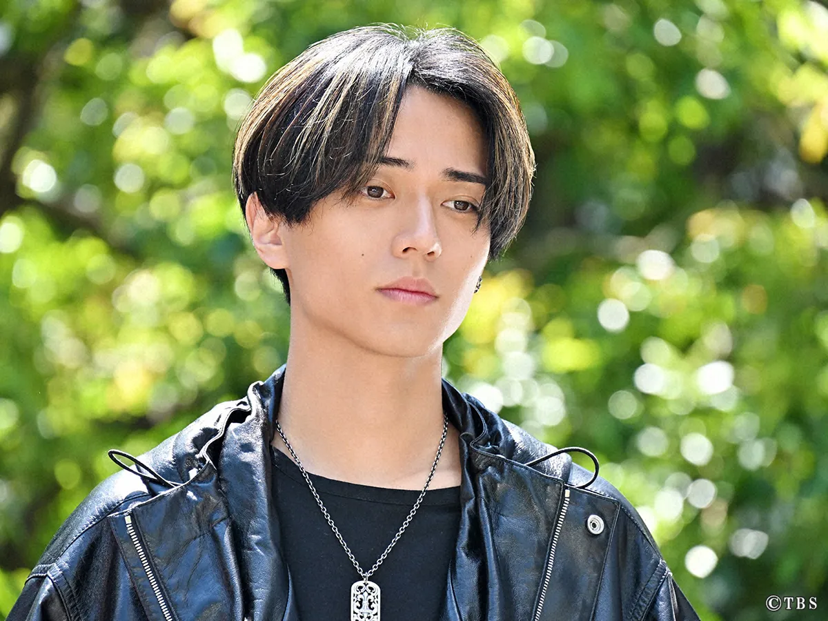 『リブート』に出演する永瀬廉さんが写る場面写真