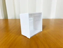 マグネットスイングケースの活用法紹介写真（撮影：grapeライフハック編集部）