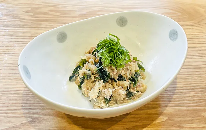 『ワカメと鯖の栄養満点サラダ』の完成写真