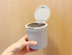 『ワンタッチ綿棒ケース』の画像（撮影：grapeライフハック編集部）