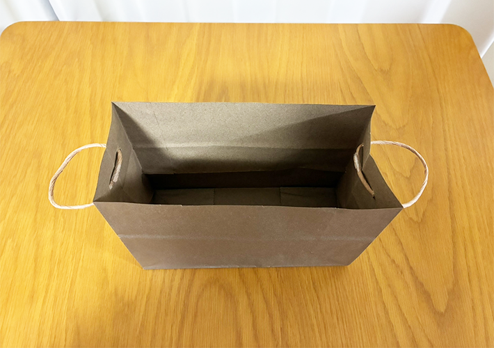 紙袋の活用写真（撮影：grapeライフハック編集部）