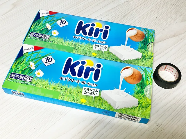 キリの空き箱とマスキングテープを並べた場面（撮影：grapeライフハック編集部）