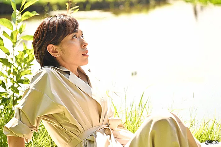 『リブート』に出演する戸田恵梨香さんが写る場面写真