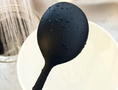 洗ったシリコンスプーンの写真（撮影：grapeライフハック編集部）