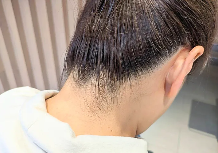スタイリング後の『うなじ』の写真