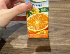 紙パックの写真（写真撮影：grapeライフハック編集部）