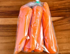 ニンジンの写真（撮影：小泉明代）