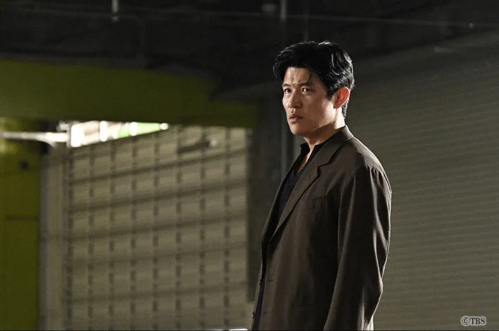 『リブート』に出演する鈴木亮平さん